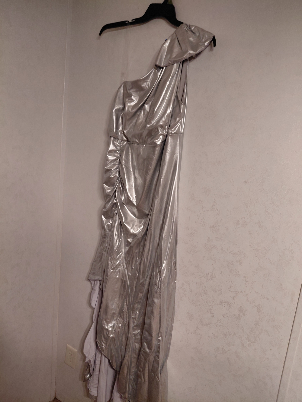 One-Shoulder Metallic Silver Evening Dress